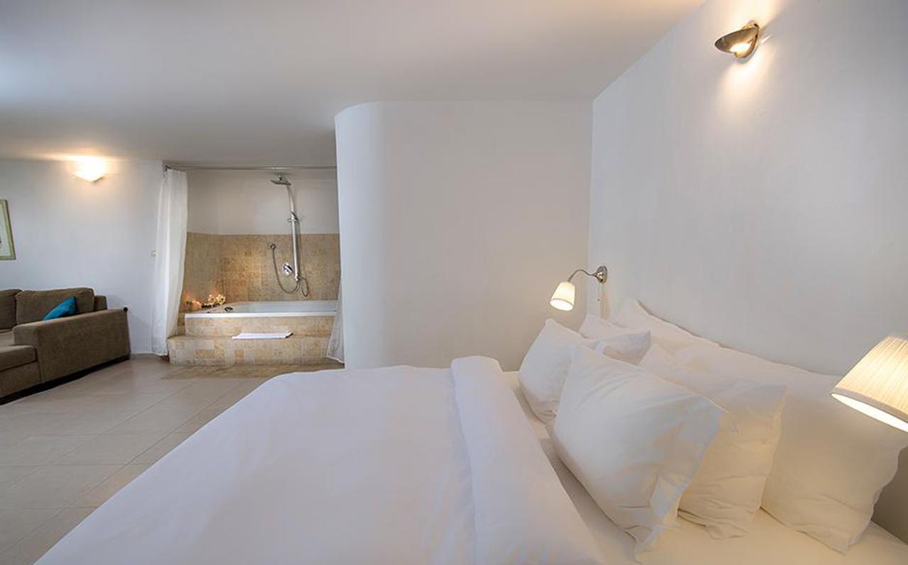 Villa Above The Sea Ein Hod Esterno foto